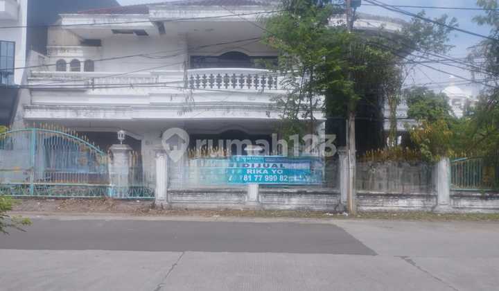 Dijual Rumah Tua di Green Garden, Posisi Hoek