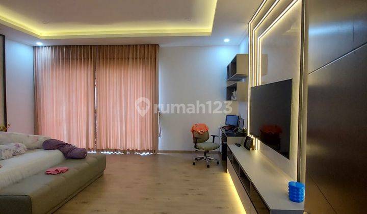 Rumah Bagus Furnished di Golf Island Pik, Kolam Renang 2