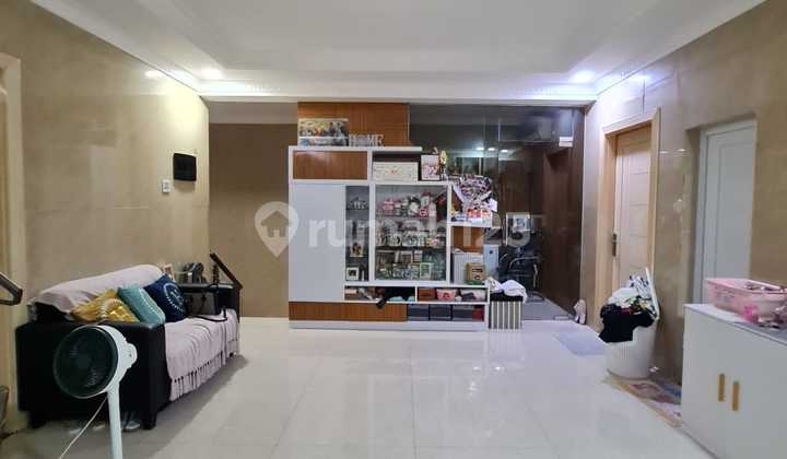 For Sale Nice House in Bgm Pik. Size 10X23m Semi Furnished 2