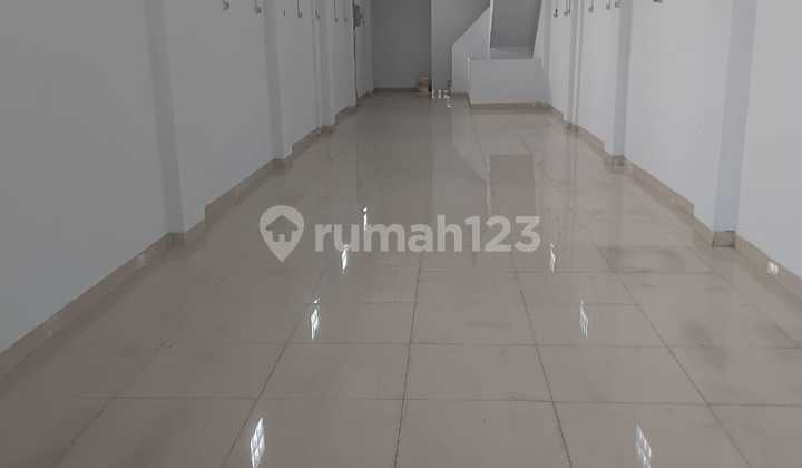 Nice Shop House in North Duri, Tambora, West Jakarta. Size 4x24. Nice Shop House in North Duri, Tambora, West Jakarta. Size 4x24.