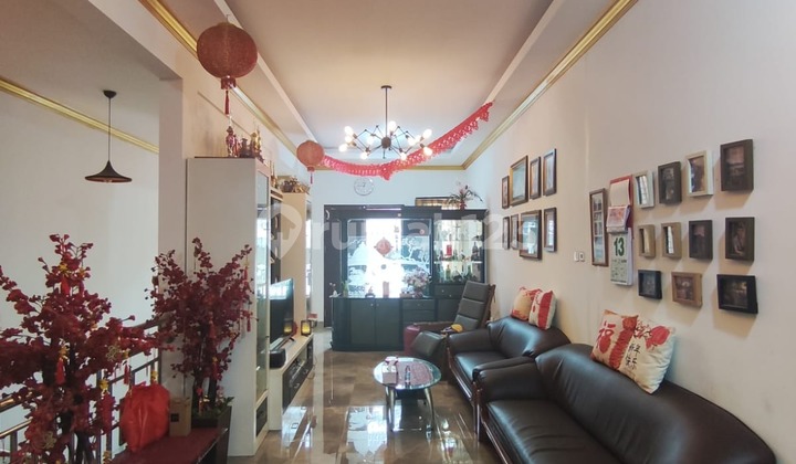 Nice House in Layar Permai PIK, 3 Floors, Wide Road