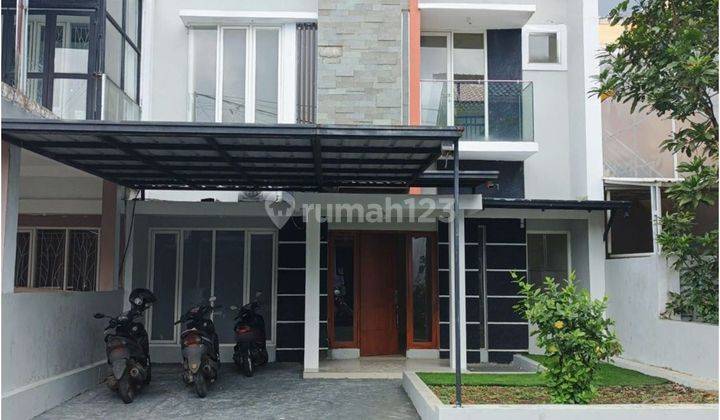 Rumah  2 Lantai Siap Huni Di Pusat Kota Tasikmalaya 