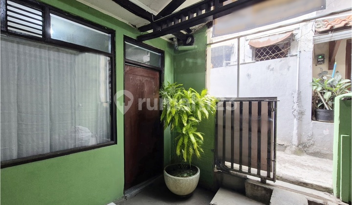 Rumah Siap Huni Strategis di Daerah Cicendo Bandung Jual Cepat 2