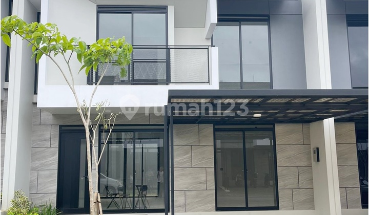 Rumah Bagus di Tatar Punawangi Jalan Utama Kota Baru Parahyangan