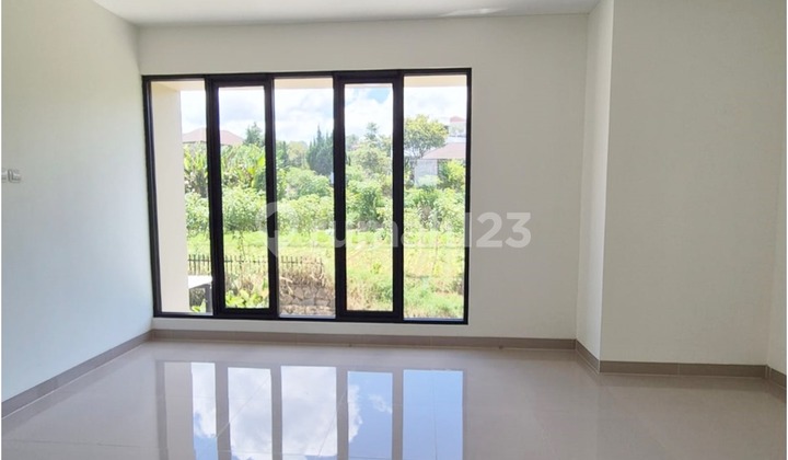 Rumah Baru Minimalis di Setiabudi Regency Bandung Siap Huni 2