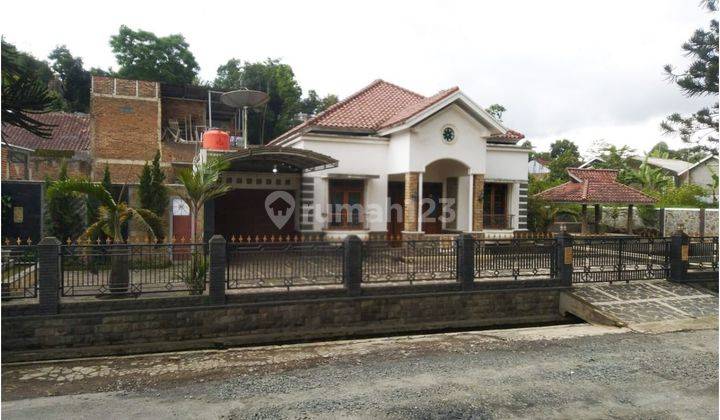 Rumah Tanah Luas di Perumahan Jatihurip Sumedang Utara 1