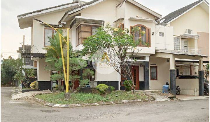 Rumah Hook Semi Furnished di Antapani Bandung 1