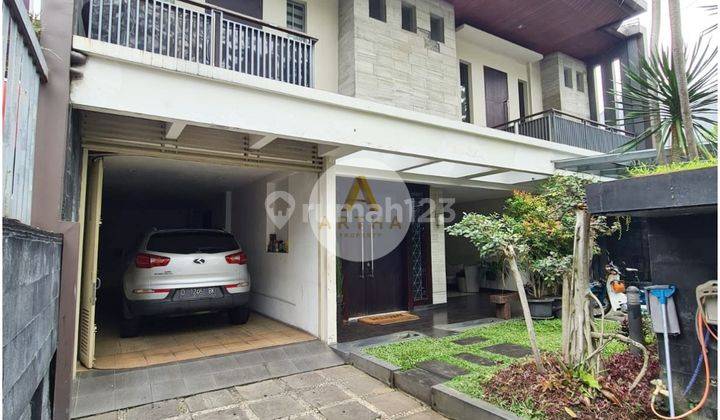 Rumah Luas Dan Strategis di Jalan Palasari Bandung 1