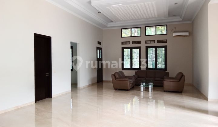 House in Bandung of the Old Days, New City Parahyangan Bandung House in Bandung of the Old Days, New City Parahyangan Bandung