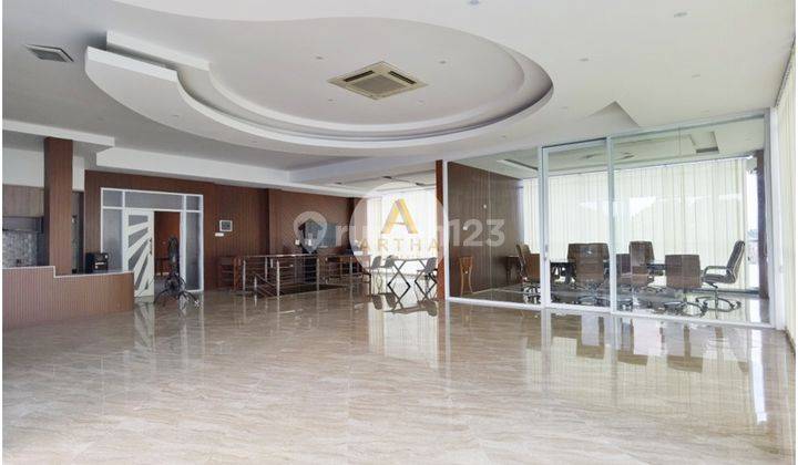 Gedung Full Furnished Untuk Kantor di Turangga Dekat Tsm