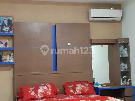 Rumah Luas dan Terawat di Taman Kopo Indah Bandung