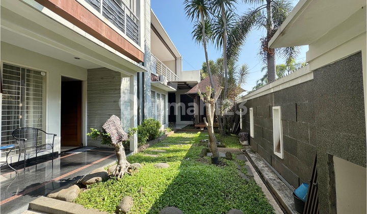 Rumah Luas dan Bagus di Suryalaya Buahbatu Bandung Siap Huni