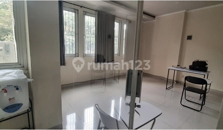 Strategic Shop House on Main Road Otista Tegallega, Central Bandung City 2