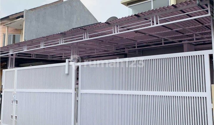 Rumah Bagus 2 Lantai Siap Huni di Arcamanik Bandung