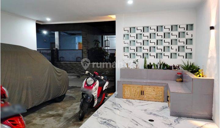 Rumah Bagus Minimalis di Taman Cibaduyut Indah Bandung 2