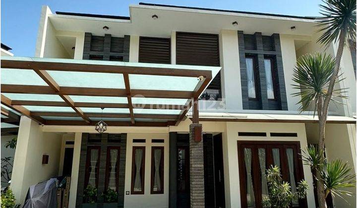 Rumah Full Furnished di Ciumbuleuit Bandung Ada Swimming Pool 1