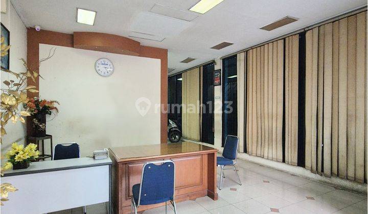 Ruko Hook Strategis Mainroad Karapitan Bandung Cocok Untuk Kantor 2