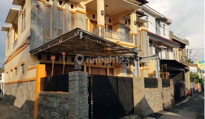 Rumah Hook di Sayap Ahmad Yani Bandung Dekat Kiara Artha Park 1