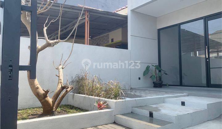 Rumah Baru Minimalis Kontemporer di Cisaranten Arcamanik Bandung 2