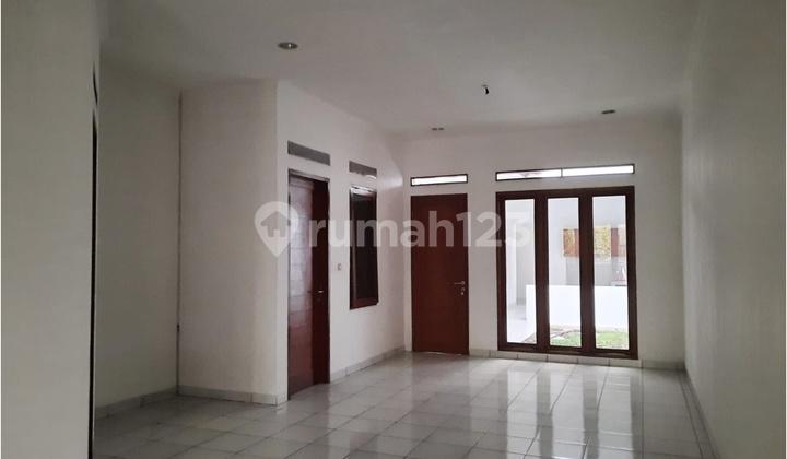 House in Batununggal Complex, Bandung, Good Location and Ready to Occupied 2