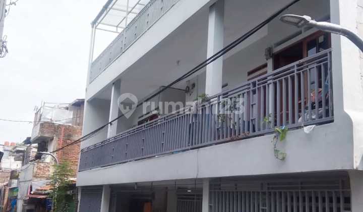 Rumah Kost 3 Lantai di Cicaheum Dekat Kampus Widyatama Bandung Rumah Kost 3 Lantai di Cicaheum Dekat Kampus Widyatama Bandung