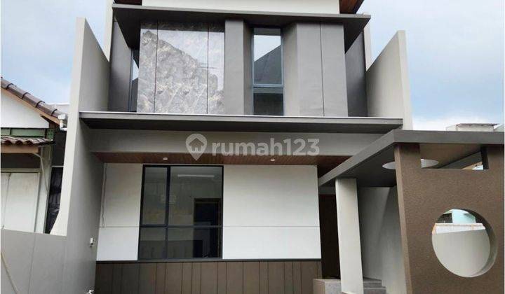 Rumah Baru Minimalis Modern di Setraduta Bandung 1