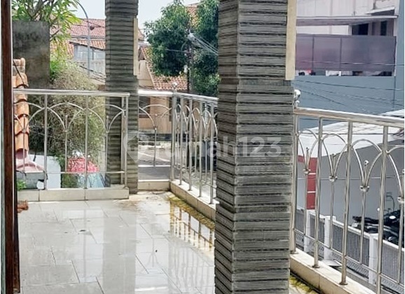 Ready-to-Occupy 2-Story House in Pasir Impun, East Bandung, Quick Sale 2