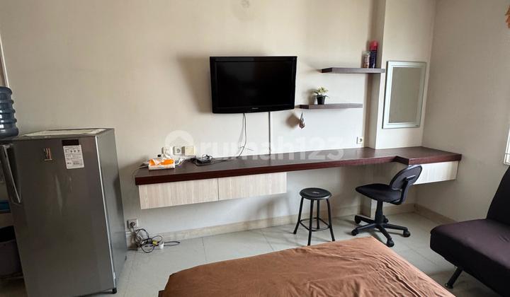 Furnished Studio Type Pinewood Apartment in Jatinangor, Sumedang 2