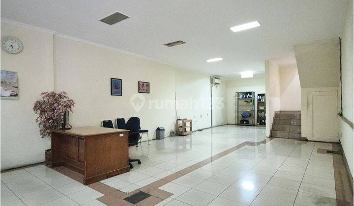 Ruko Hook Strategis Mainroad Karapitan Bandung Cocok Untuk Kantor