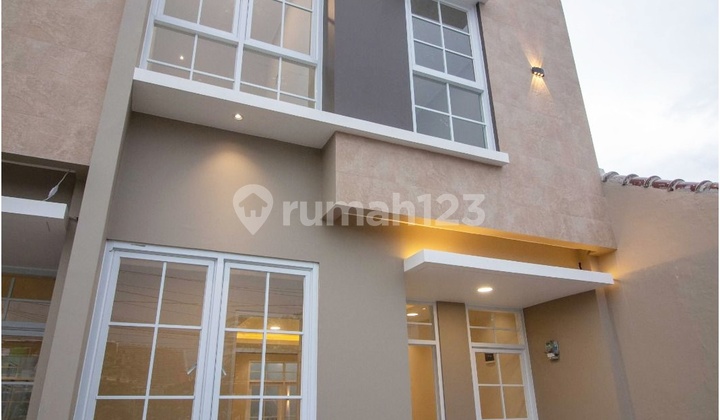 Luxury New House Ready to Occupy in Cisaranten Arcamanik Bandung 2