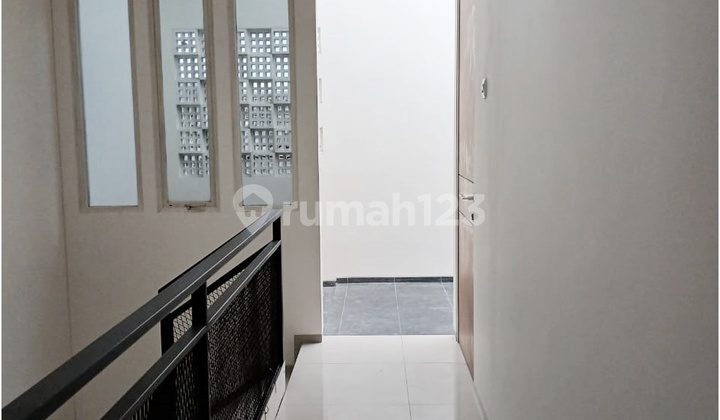 Rumah Minimalis Siap Huni Mainroad Taman Cibaduyut Indah Bandung Rumah Minimalis Siap Huni Mainroad Taman Cibaduyut Indah Bandung