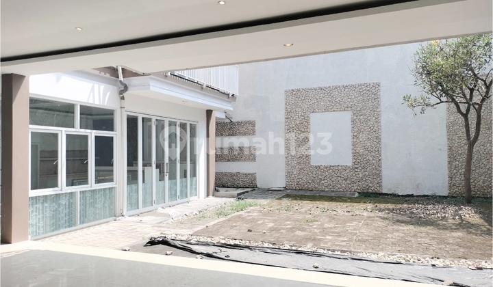 Rumah Mewah Semi Furnished Tatar Larangtapa Kota Baru Parahyangan 2