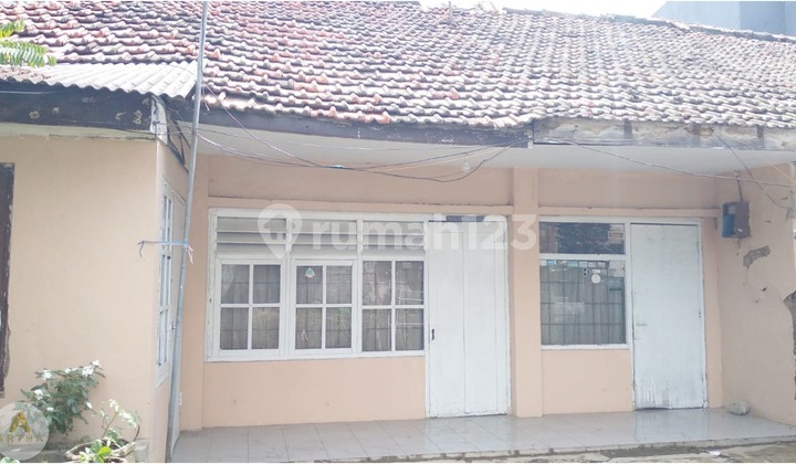 Strategic Land Calculation House Buah Batu Bandung Near Main Road Strategic Land Calculation House Buah Batu Bandung Near Main Road