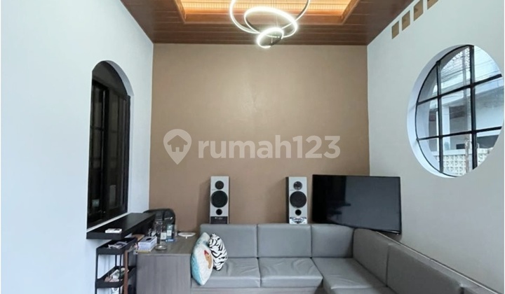 Rumah Semi Furnished Bagus Siap Huni di Sayap Pungkur Bandung