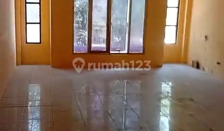 Disewa Ruko 3 Lantai Siap Pakai Cocok untuk Usaha Lokasi Strategis dan Ramai di Antapani Bandung 1