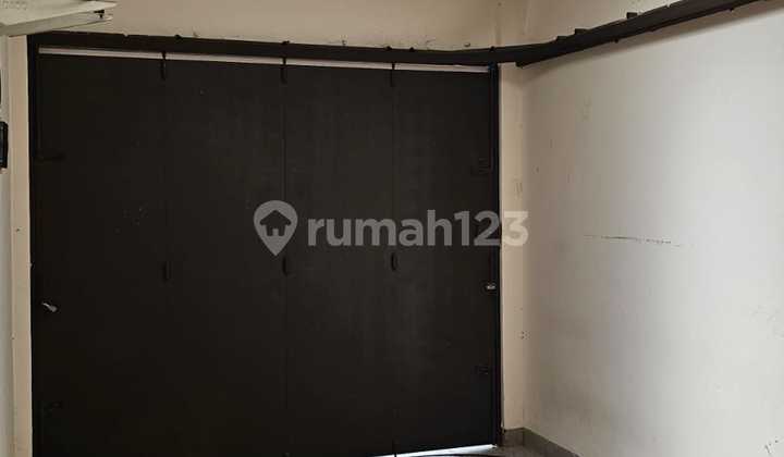 For Rent Comfortable House Ready to Occupied Minimalist Location in Batununggal Bandung 2