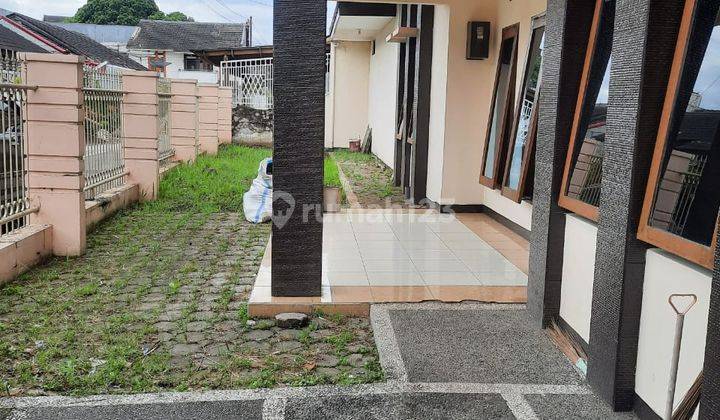 Jual Rumah dengan Taman di Kopo Permai 3 Full Renovasi  1