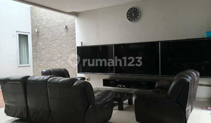 Dijual Rumah Siap Huni Full Furnished Modern Minimalis Lokasi di Taman Kopo Indah 2 Bandung