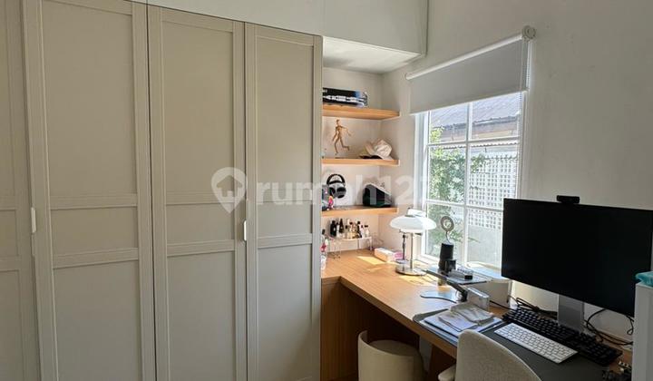 Dijual Rumah 2 Lantai Semi Furnished Siap Huni Lokasi Strategis di Turangga Bandung 2