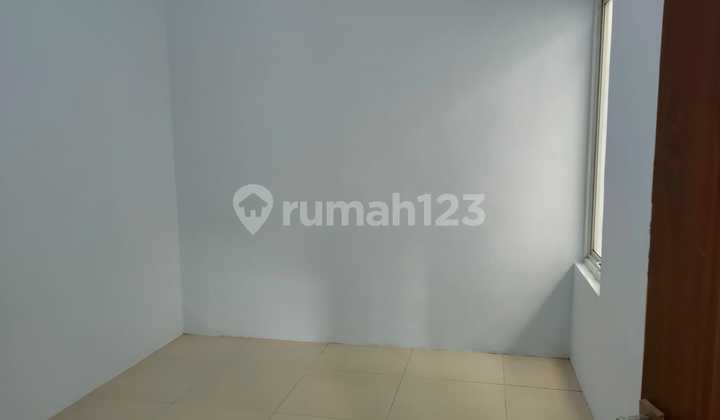 Disewakan Rumah Nyaman Siap Huni Lokasi Strategis di Grand Pinus Regency Bandung 2