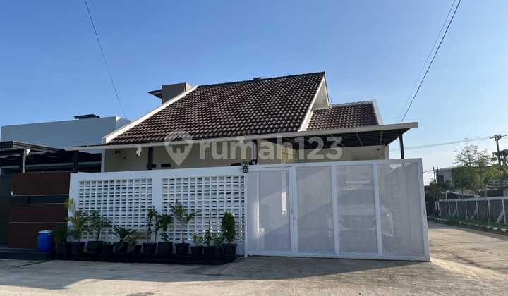 Dijual Rumah Hook Bangunan Baru Siap Huni Lokasi di Taman Cibaduyut Indah 3 Bandung 2