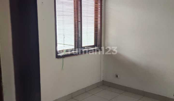 For Rent 2-Story Comfortable House Ready to Occupied Minimalist Strategic Location in Sayap Margahayu Soekarno Hatta Bandung