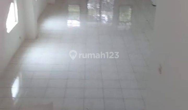 Disewakan Ruko Terawat 4 Lantai Lokasi di Jl Peta  2