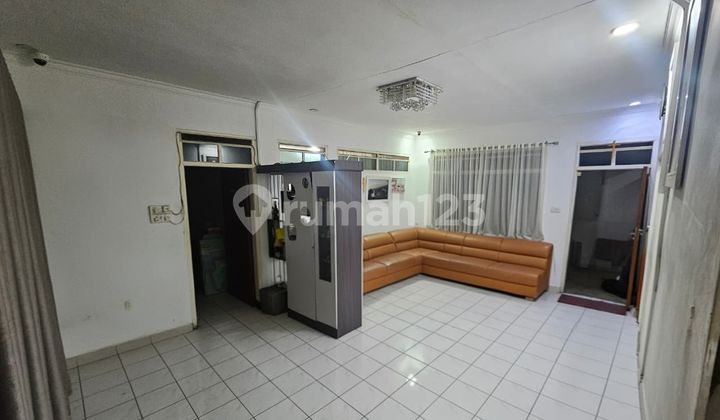 Dijual Rumah Nyaman Terawat Siap Huni Minimalis Lokasi di Sayap Gatot Subroto Bandung