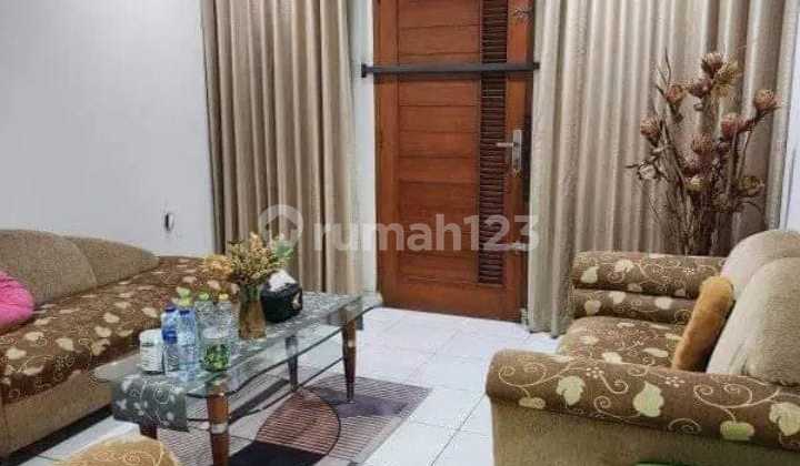 Dijual Rumah 2 Lantai Siap Huni Minimalis Lokasi di Taman Kopo Indah 3 Bandung