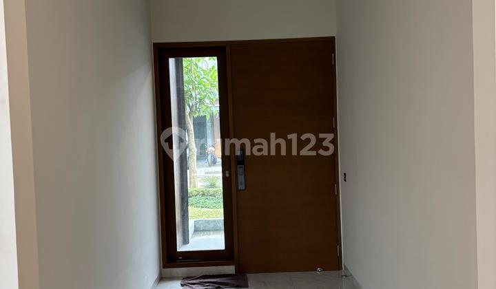 Dijual Rumah 2 Lantai Bangunan Baru Siap Huni Lokasi Strategis di Cherryfield Bandung