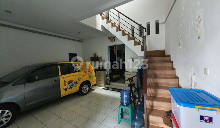Dijual Diwah Harga Pasar Rumah Semi Furnished Siap Huni Lokasi di Sayap Riau Bandung 2