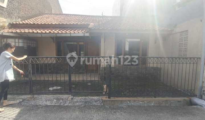 Dijual Rumah Nyaman Siap Huni Lokasi Strategis di Perumahan Pharmindo Bandung Dijual Rumah Nyaman Siap Huni Lokasi Strategis di Perumahan Pharmindo Bandung