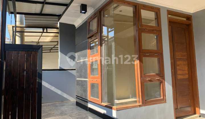 Dijual Rumah Siap Huni Nyaman Minimalis Lokasi di Komplek Almaas 3 Bandung 2