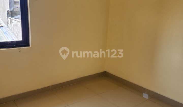 Dijual Rumah Baru 3 Lantai Siap Huni Lokasi di Sayap Turangga Bandung 2